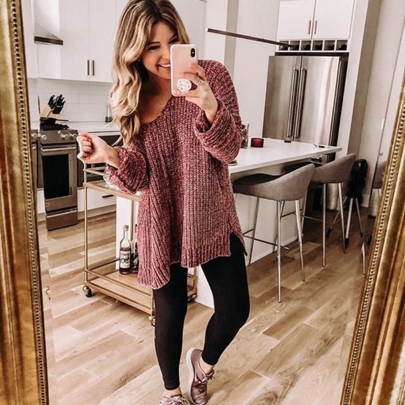 'Lorelai' Chenille Sweater - Picture 3 of 7